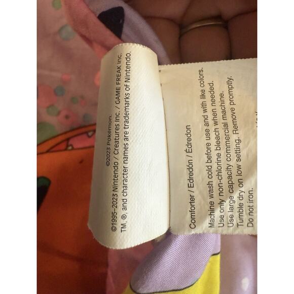 Pokemon Kids 4 Pc Purple Pink Reversible Comforter Full Sheet, 2 Pillow Cases - Picture 4 of 6